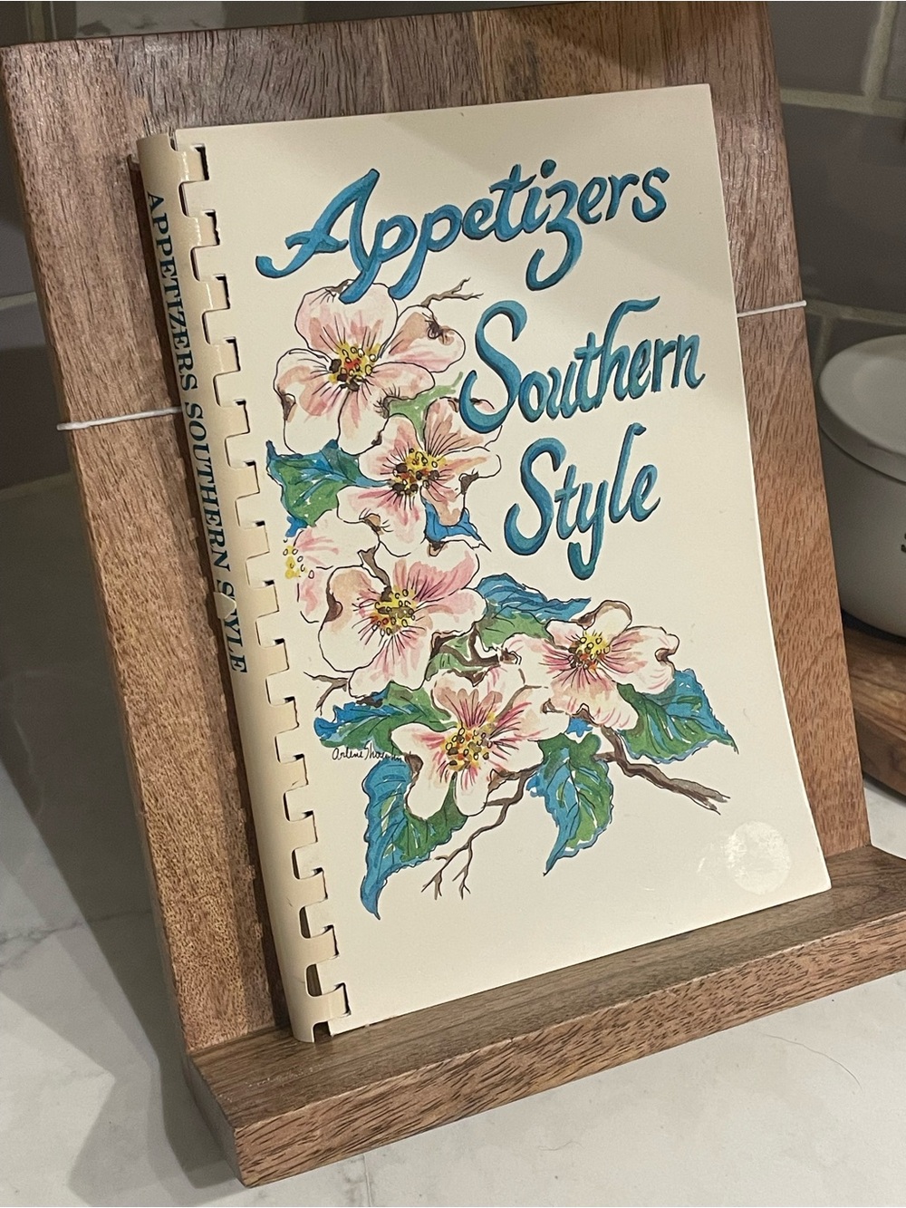 Vintage 1992 Appetizers Southern Style Cookbook Greensboro NC Spiral Bound